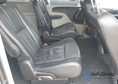 2015 Chrysler Town & Country Touring from USA, damaged, VIN 2C4RC1BG3FR618412